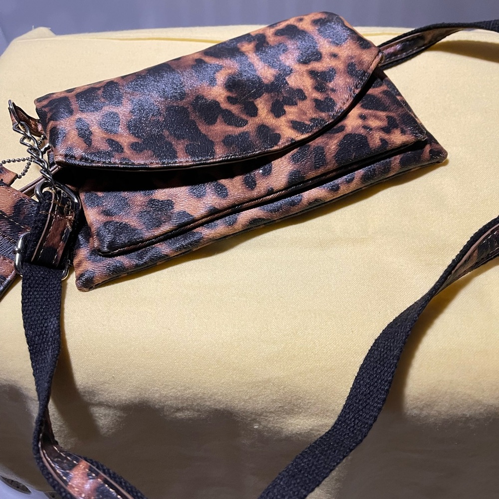 crossbody